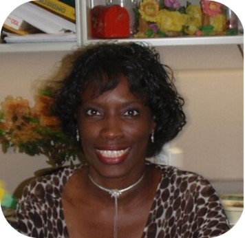 Geneva Rene Newsome Mosley / Roach